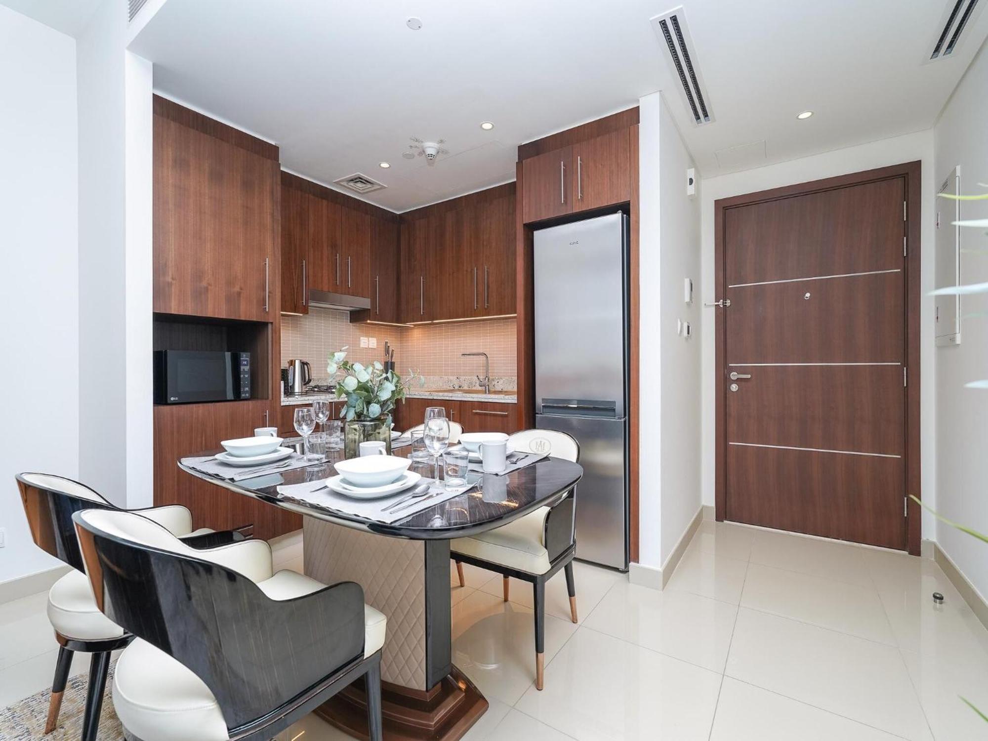 Luxurious Stylish Apartments Across Dubai Mall Burj Khalifa City Views Εξωτερικό φωτογραφία