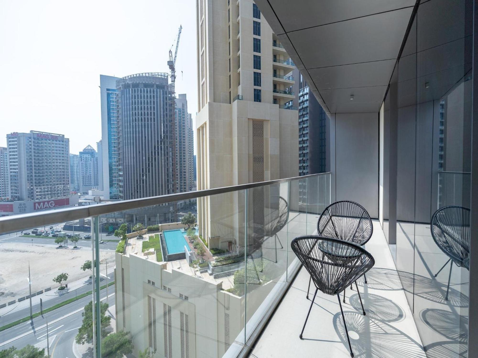 Luxurious Stylish Apartments Across Dubai Mall Burj Khalifa City Views Εξωτερικό φωτογραφία